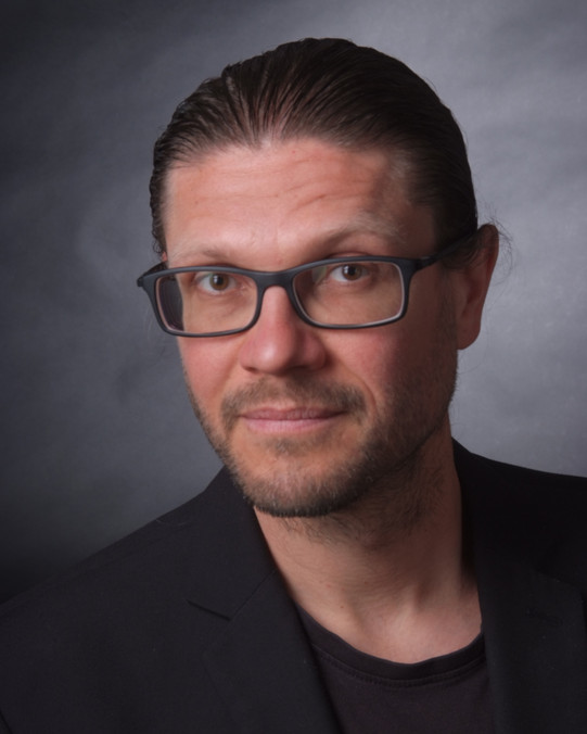 The picture shows Konrad Boettcher.