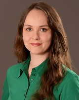 The image shows Julia Surkamp.