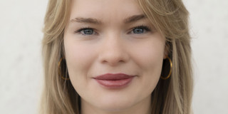 The image shows Laura Marsollek.