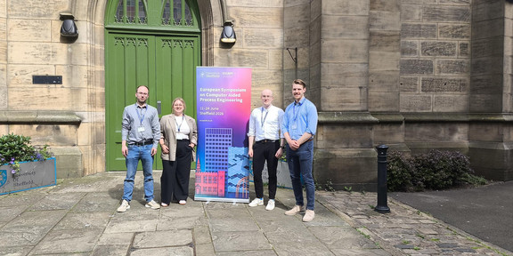 The picture shows PhD students from the REUNION project at the ESCAPE36.
