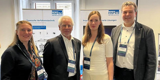 The picture shows Professor Norbert Kockmann and Inga Burke with partners from HNPM.