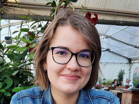 The image shows Biborka Boga, who was an exchange PhD student at the Laboratory in 2022.